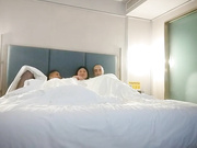 绿帽男的精神食粮两男两女激情性爱大胸风骚精彩