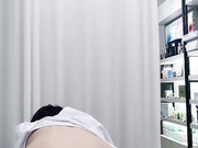 美容院上班的小宝贝一个人在店里自慰呻吟