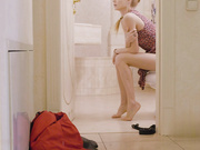 少妇大屁股粉嫩逼穴吞吐硕大鸡巴