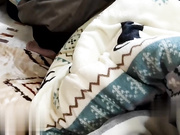 不擅长拒绝的黑发F罩杯大学生带回居室中出