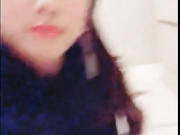 清纯美女下班回家到邻居男家沙发上打炮对白