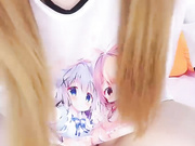 卡哇伊小萝莉无毛超嫩粉穴翘起