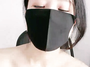 气质美女黑丝美腿极品肥穴表情淫荡舔着手指