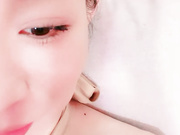 甜美女神下海诱掰开小穴跳蛋高潮出白浆