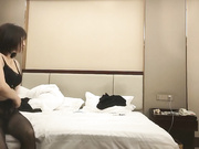 捶子探花酒店约少妇口弄大屌主动上位