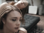 DEEPER - Lena Paul 到达她的高潮