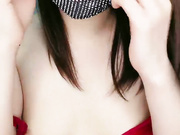 悠悠子白嫩大奶粉嫩乳头直播高潮流水