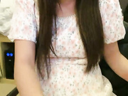 刚破处不久嫩妹开房操逼抓着大屌舔弄生疏