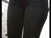 二月专业盗站流出商场坐厕正面全景偷拍