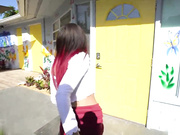 小拉丁娜宝贝获得她的屁股间隙和淫穴的空间