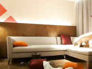 小智寻花短裙少妇沙发上操乳推舔背69口交