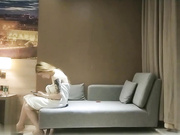 探花小泉陌陌约来的少妇白嫩大长腿后入打桩